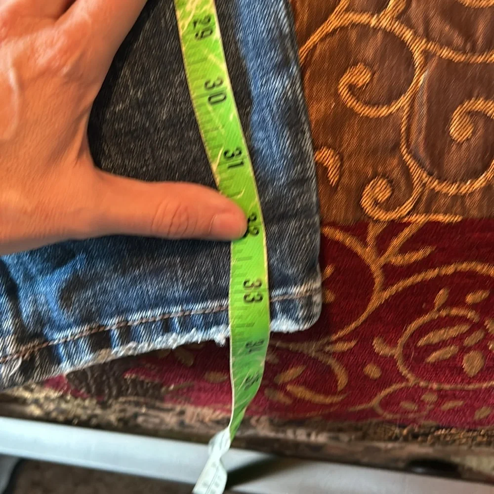 Silver Jeans Sulki Capri - Picture 6 of 12